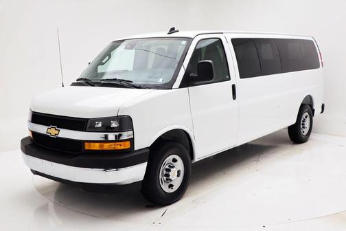 2025 Chevrolet Express 3500 RWD 3500 Extended Wheelbase LT