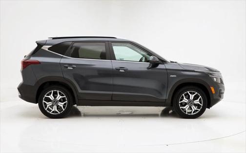 2022 Kia Seltos EX