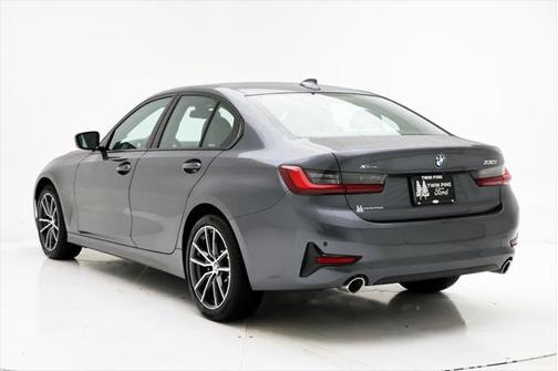2022 BMW 330 xDrive