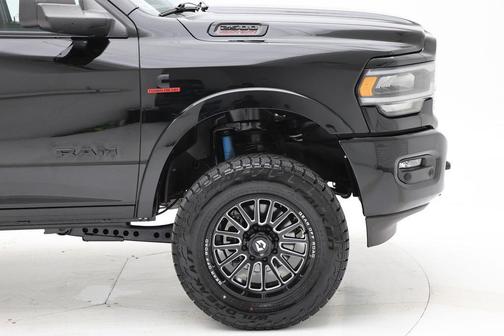2021 RAM 2500 Laramie Crew Cab 4x4 6'4' Box