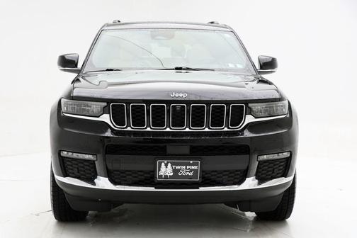 Diamond Black Crystal Pearlcoat 2023 Jeep Grand Cherokee L Limited