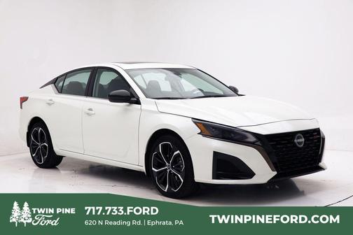 2023 Nissan Altima SR Intelligent AWD