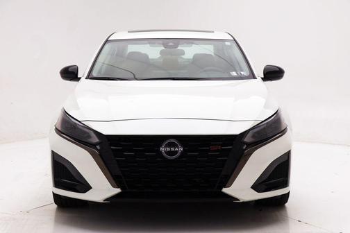 2023 Nissan Altima SR Intelligent AWD