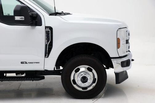 2025 Ford F-350 XLT