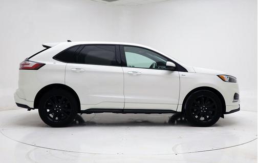 2022 Ford Edge ST Line