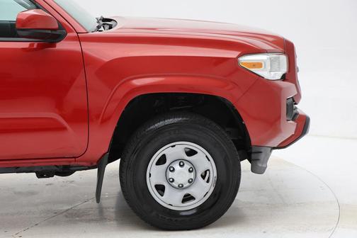 2017 Toyota Tacoma SR