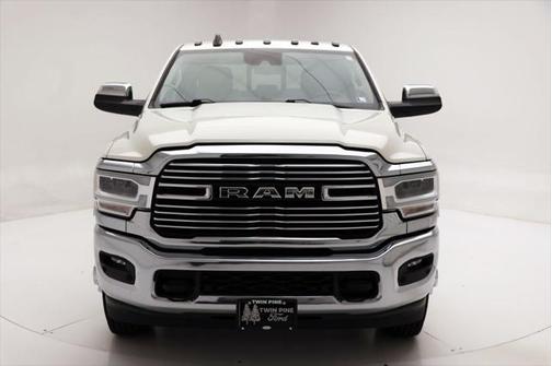 2022 RAM 3500 Laramie Crew Cab 4x4 8' Box