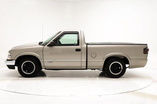 2002 Chevrolet S-10 Base