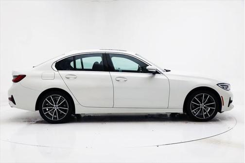 2022 BMW 330 xDrive