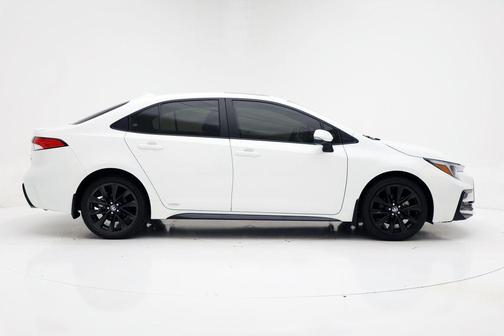 2024 Toyota Corolla Hybrid SE