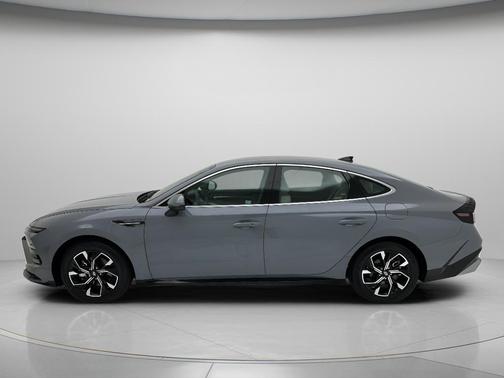Transmission Blue 2025 Hyundai SONATA SEL