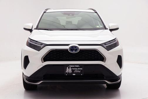 2024 Toyota RAV4 Prime SE