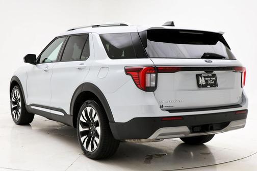 White Metallic 2025 Ford Explorer Platinum