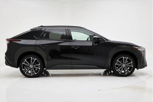 2023 Toyota bZ4X Limited