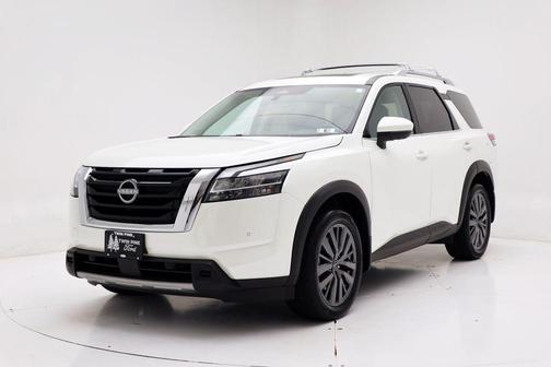 2024 Nissan Pathfinder SL 4WD