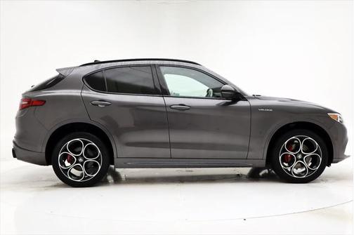2022 Alfa Romeo Stelvio Ti