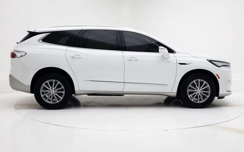 2023 Buick Enclave Essence AWD