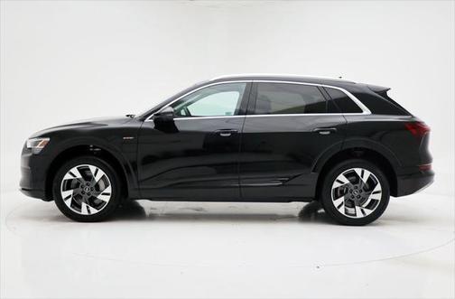 2021 Audi e-tron Premium Plus