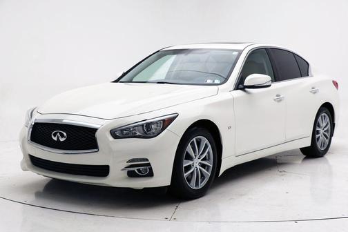 2015 INFINITI Q50 Premium
