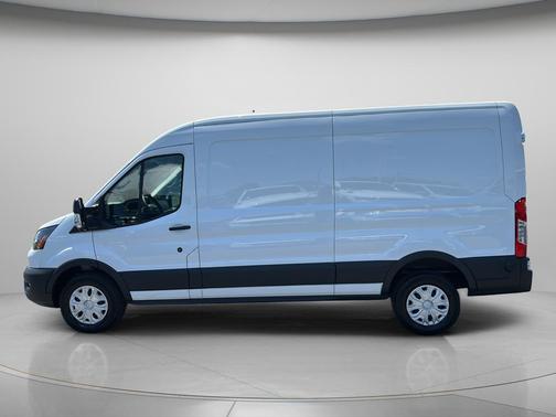 Oxford White 2025 Ford Transit-250 Base