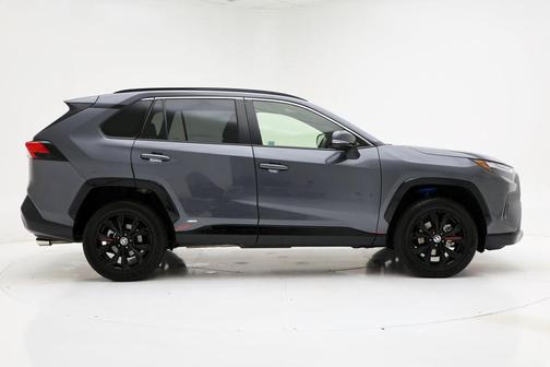 2025 Toyota RAV4 Hybrid SE