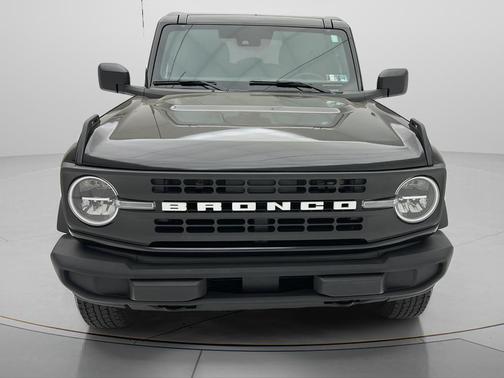 Shadow Black 2025 Ford Bronco Big Bend