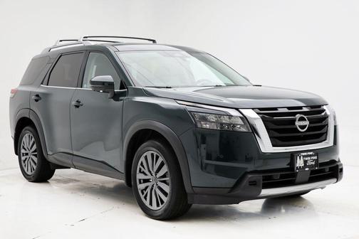 2025 Nissan Pathfinder SL 4WD