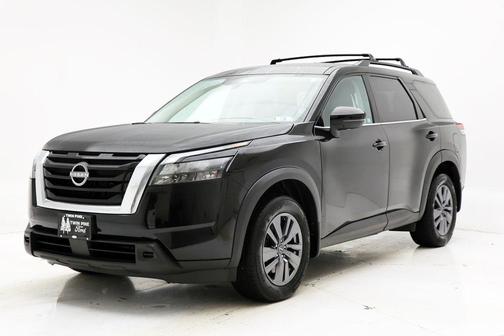 2024 Nissan Pathfinder SV 4WD