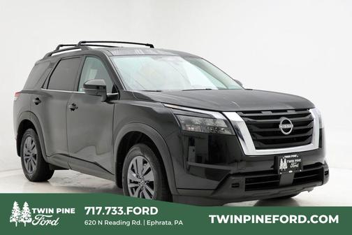 2024 Nissan Pathfinder SV 4WD