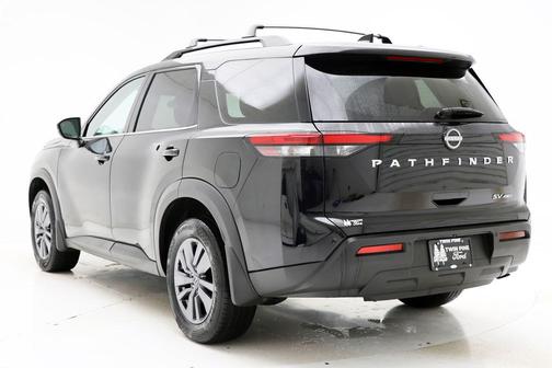 2024 Nissan Pathfinder SV 4WD