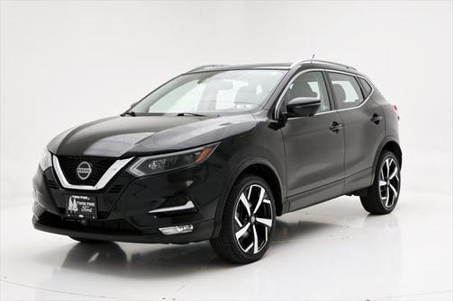 2022 Nissan Rogue Sport SL