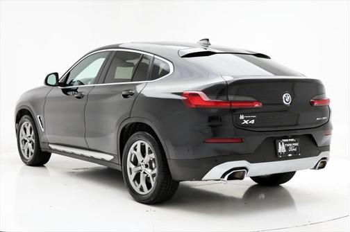 2024 BMW X4 xDrive30i