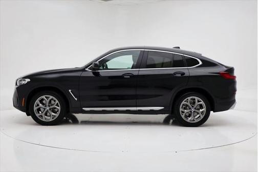 2024 BMW X4 xDrive30i