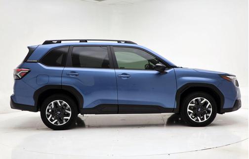 2025 Subaru Forester Base