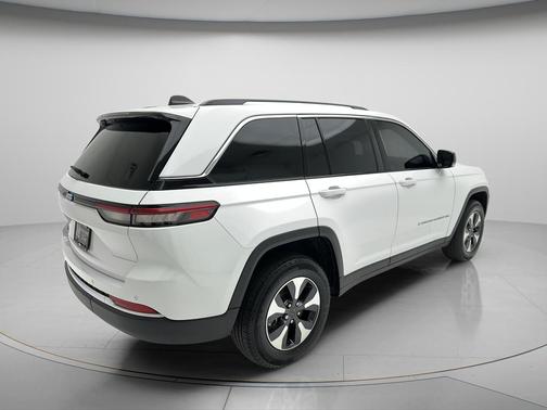 Bright White Clearcoat 2023 Jeep Grand Cherokee 4xe Base