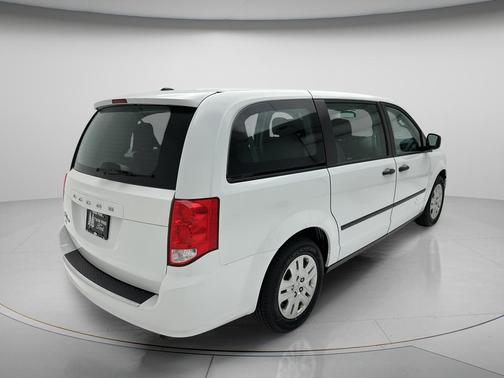 Bright White Clearcoat 2016 Dodge Grand Caravan AVP/SE