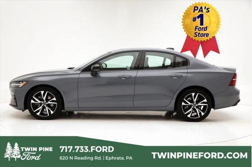 2024 Volvo S60 B5 Core Dark Theme