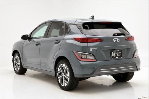 2022 Hyundai KONA EV SEL