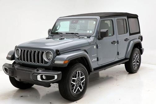 2024 Jeep Wrangler 4-Door Sahara 4x4
