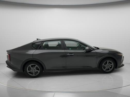 Interstellar Gray 2025 Kia K4 LXS