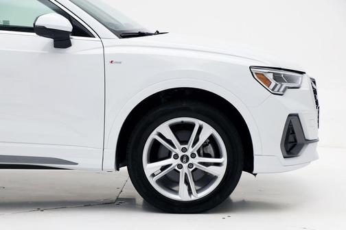 2022 Audi Q3 45 S line Premium Plus