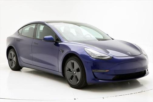 2022 Tesla Model 3 Standard Range