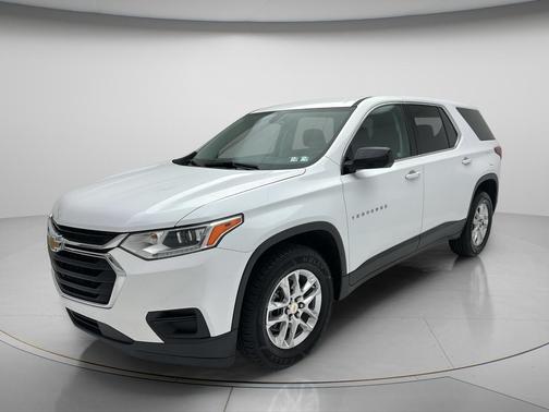 Summit White 2020 Chevrolet Traverse LS