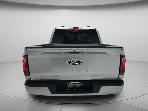 Iconic Silver Metallic 2026 Ford F-150 XLT
