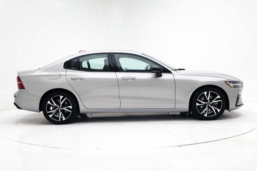 2025 Volvo S60 B5 Core