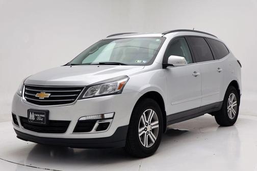 2017 Chevrolet Traverse 2LT