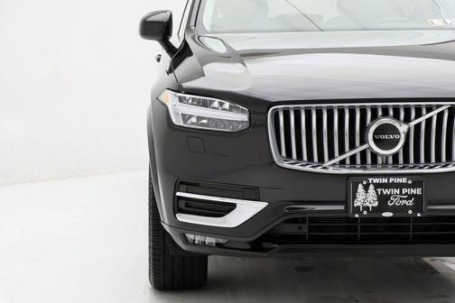 2024 Volvo XC90 B5 Core Bright Theme