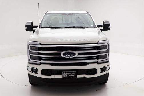 2026 Ford F-250 Platinum