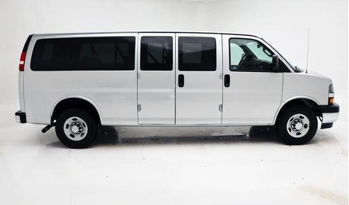2018 Chevrolet Express 3500 LT
