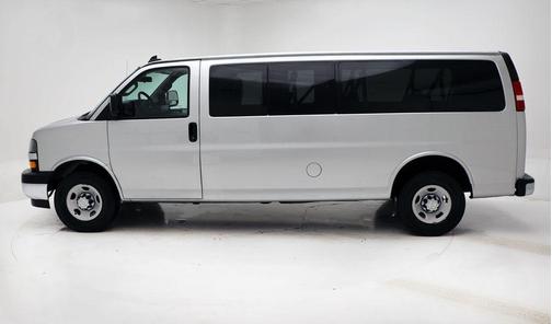 2018 Chevrolet Express 3500 LT